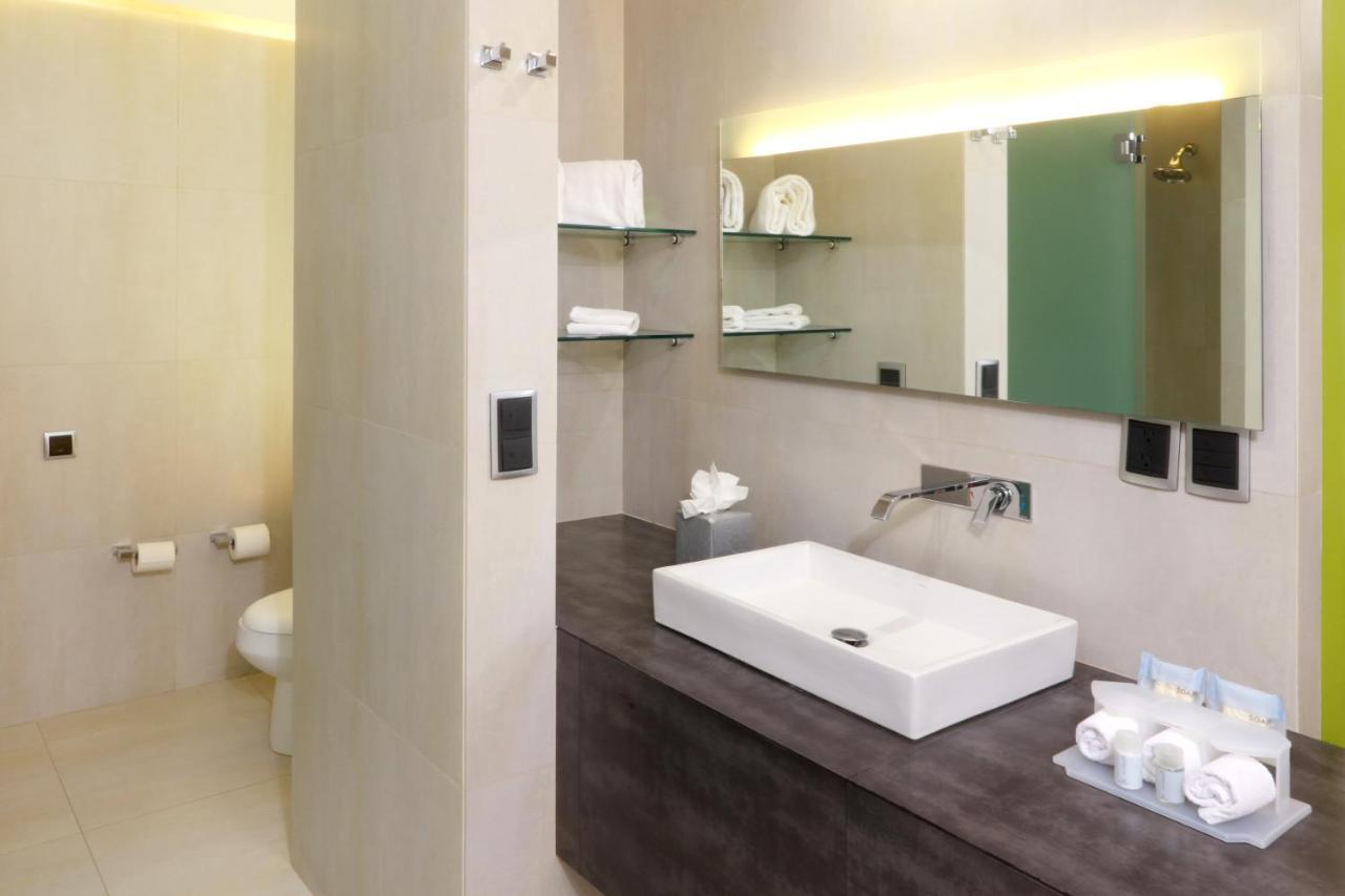 Holiday Inn Express Mexico Aeropuerto By Ihg Екстериор снимка