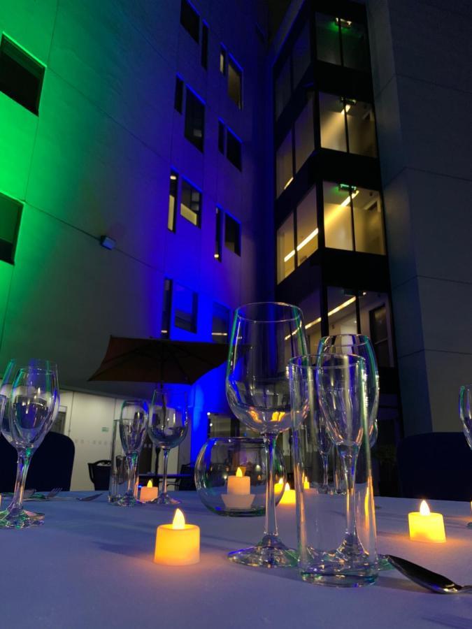 Holiday Inn Express Mexico Aeropuerto By Ihg Екстериор снимка